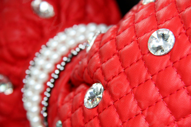 Bowknot Pearl Rhinestone Car Headrest Genuine Sheepskin Neck Safety Pillow 1pcs - Red