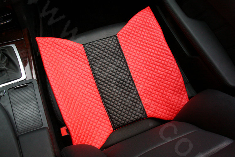 Calssic Bowknot Genuine Leather Universal Car Seat Cushion Diamond Lattice Pad 1pcs - Red Black