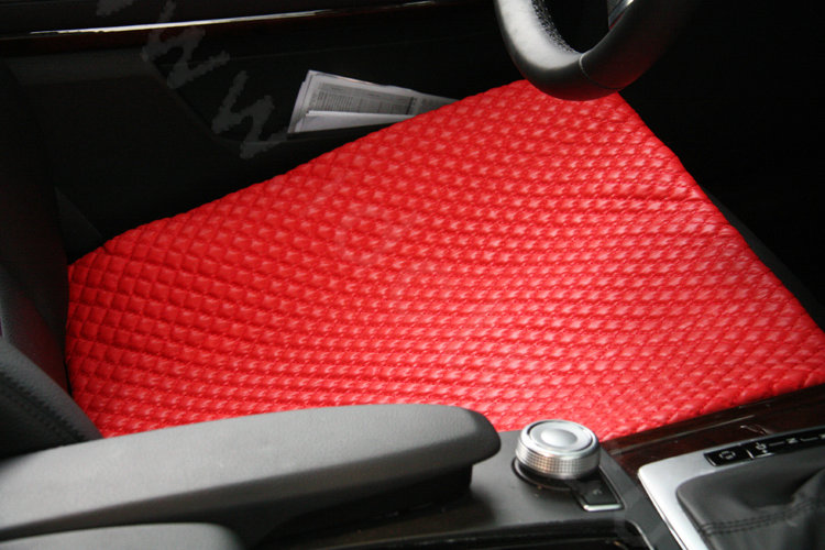 Calssic Genuine Leather Universal Car Seat Cushion Diamond Lattice Auto Pad 1pcs - Red