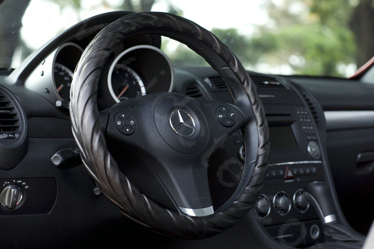 Calssic Man Genuine Lamb Leather Grip Auto Steering Wheel Covers 15 inch 38CM - Black