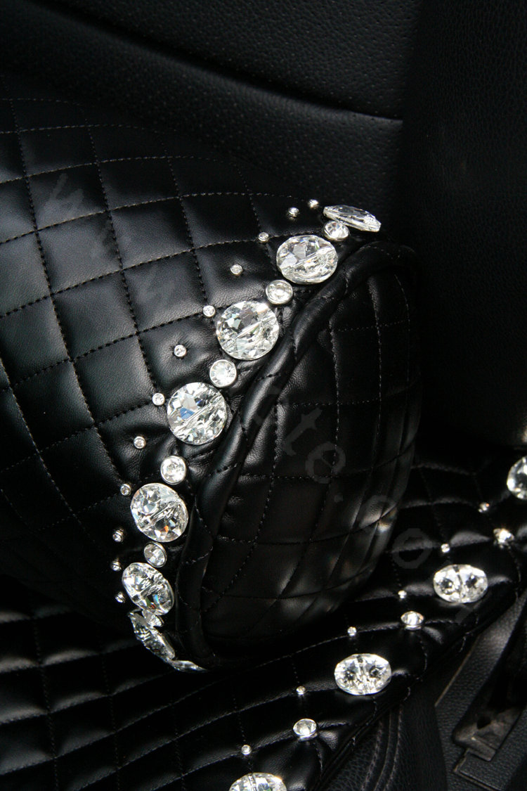 Calssic Rhinestone Auto Lumbar Pillow Genuine Sheepskin Round Support Cushion 1pcs - Black