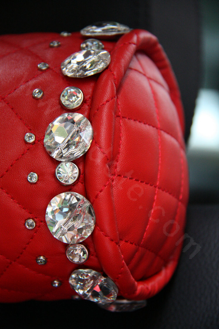 Calssic Rhinestone Genuine Sheepskin Round Auto Neck Safety Pillow Car Decoration 1pcs - Red