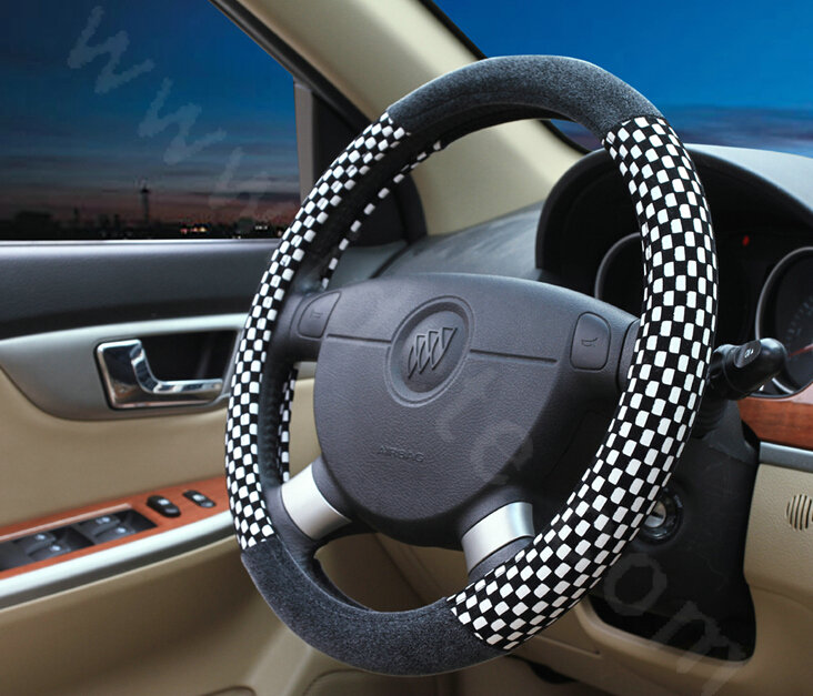Classic Small Plaid Winter Velvet Car Steering Wheel Covers 15 inch 38CM - Black White