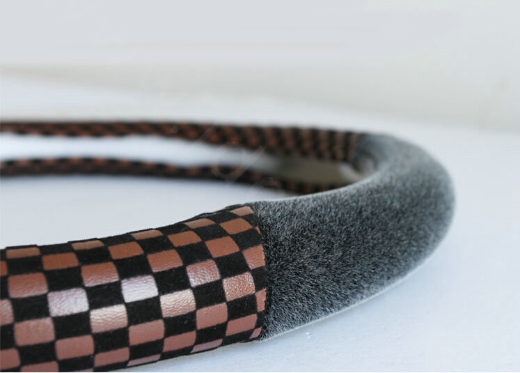 Classic Small Plaid Winter Velvet Car Steering Wheel Covers 15 inch 38CM - Brown Black