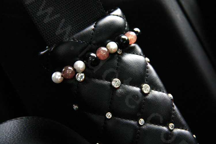 Delicate Crystal Beads Diamond Auto Seat Safety Belt Covers Genuine Sheepskin 2pcs - Black