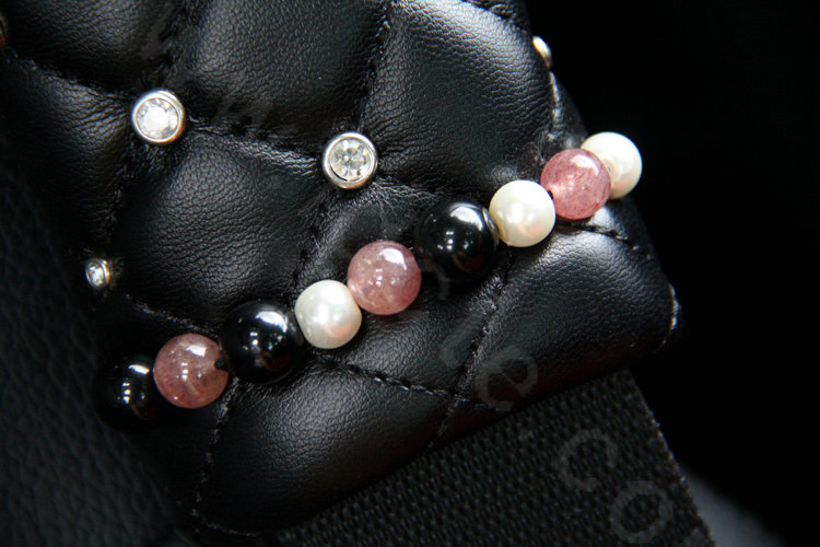 Delicate Crystal Beads Diamond Auto Seat Safety Belt Covers Genuine Sheepskin 2pcs - Black