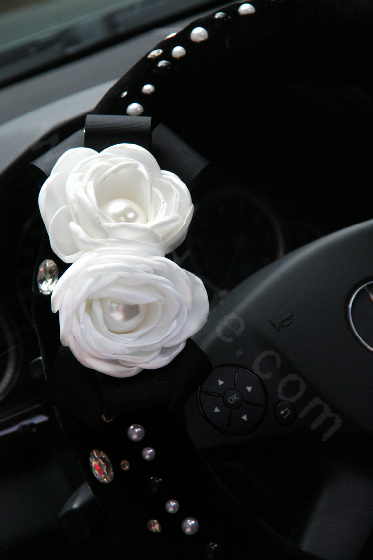 Elegant Crystal Pearls Rose Genuine Wool Auto Steering Wheel Covers 15 inch 38CM - Black