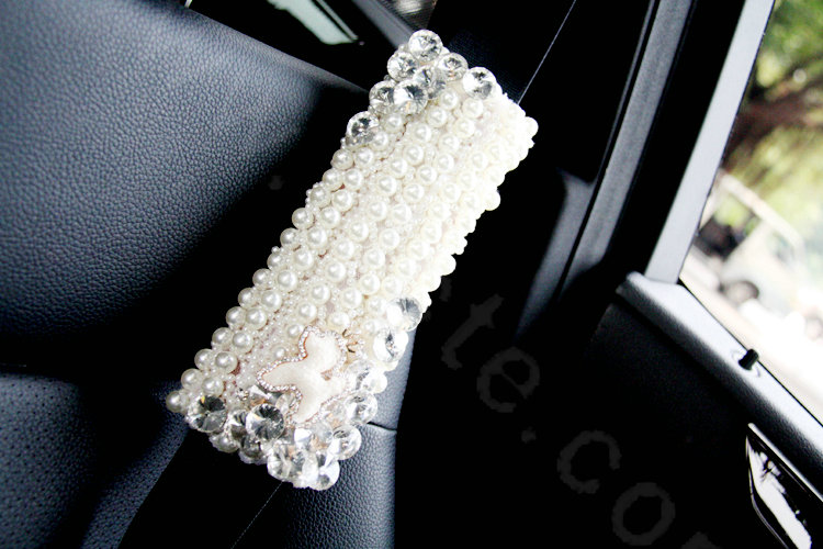 Elegant Female Crystal Beads Pearls Auto Seat Safety Belt Covers Genuine Sheepskin 2pcs - White