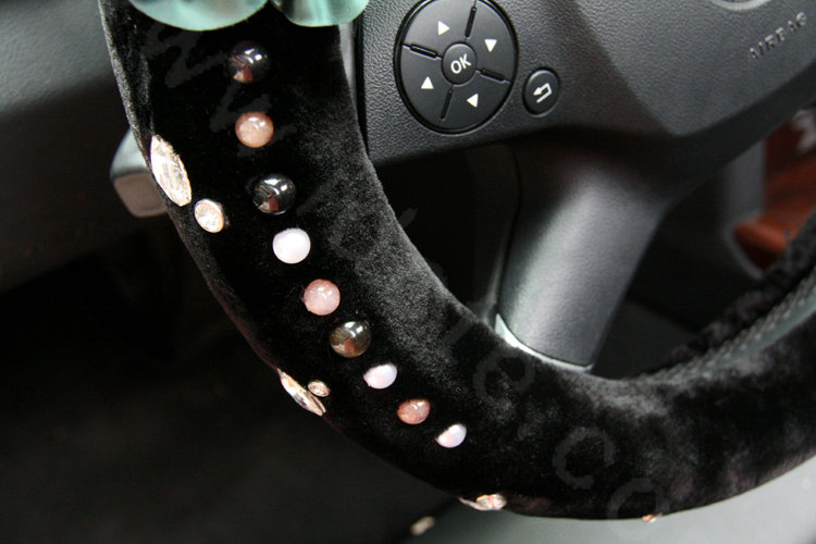 Elegant Flower Crystal Beaded Genuine Wool Auto Steering Wheel Covers 15 inch 38CM - Black