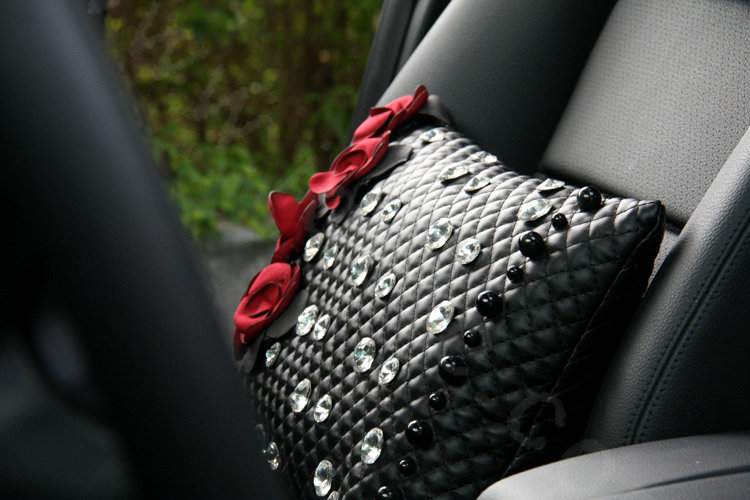 Elegant Flower Diamond Auto Lumbar Pillow Sheepskin Pearl Support Cushion 1pcs - Black Red