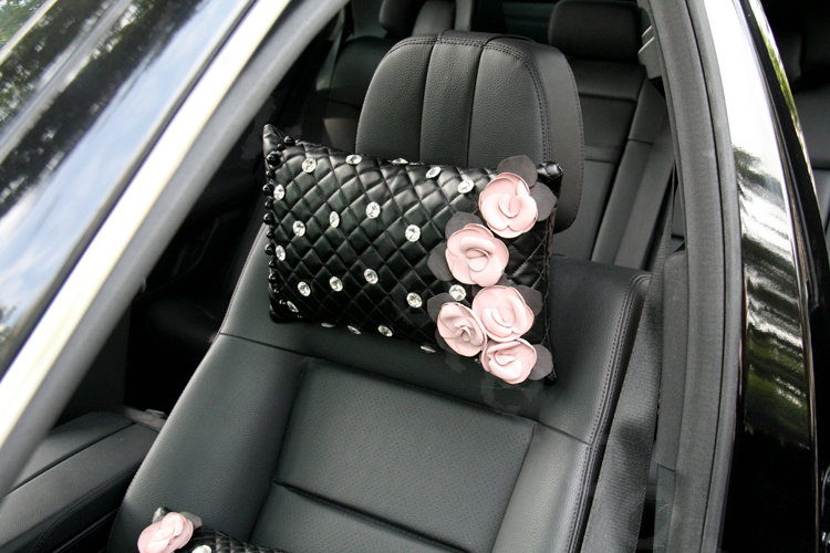Elegant Flower Diamond Pearls Genuine Sheepskin Auto Neck Safety Pillow 1pcs - Black Pink