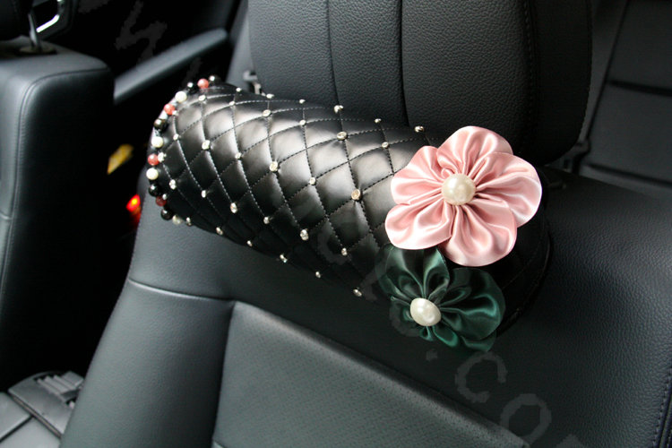 Elegant Pearls Diamond Flower Genuine Sheepskin Round Auto Neck Safety Pillow 1pcs - Black