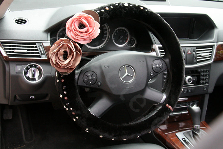 Elegant Rose Crystal Beaded Genuine Wool Auto Steering Wheel Covers 14 inch 36CM - Black