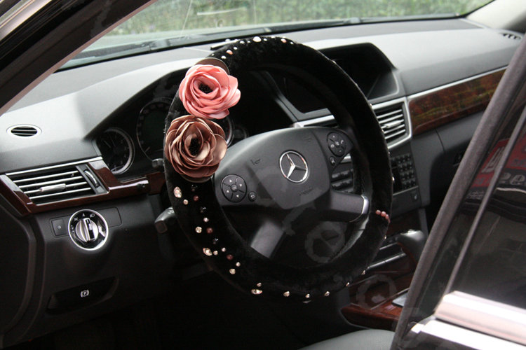 Elegant Rose Crystal Beaded Genuine Wool Auto Steering Wheel Covers 14 inch 36CM - Black