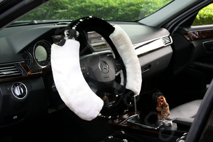 Fashion Genuine Wool With Rabbit Fur Diamond Auto Steering Wheel Covers 15 inch 38CM - Black