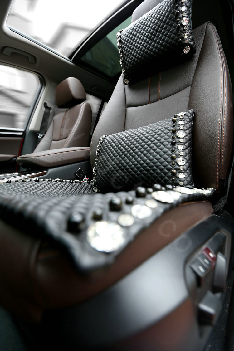 Fashion Pearl Rhinestone Car Headrest Genuine Sheepskin Neck Safety Pillow 1pcs - Black