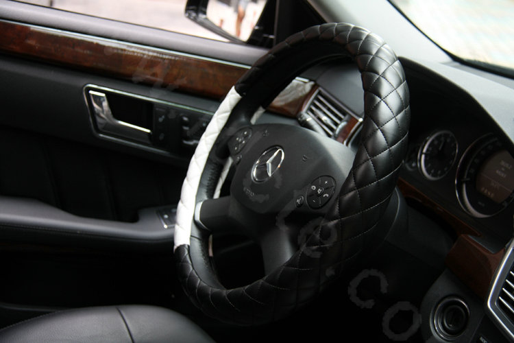 General Diamond Lattice Genuine Leather Grip Steering Wheel Covers 15 inch 38CM - Black White