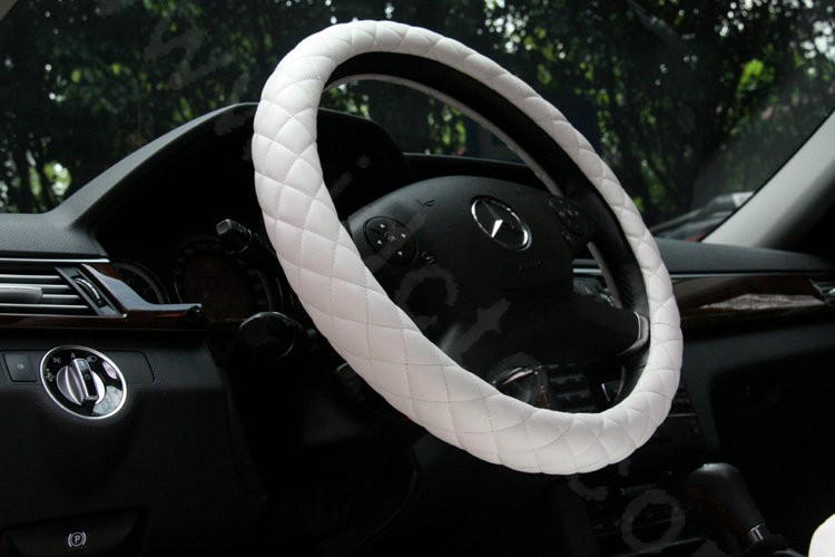 General Genuine Sheepskin Leather Grip Auto Steering Wheel Covers 14 inch 36CM - White