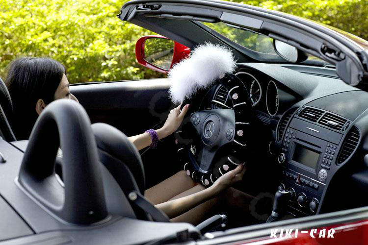 Genuine Wool White Rabbit Ball Fur Powder Crystal Auto Steering Wheel Covers 15 inch 38CM - Black