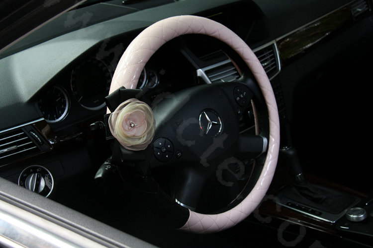 High-grade Lace Flower Patent Leather Auto Steering Wheel Covers 14 inch 36CM - Pink