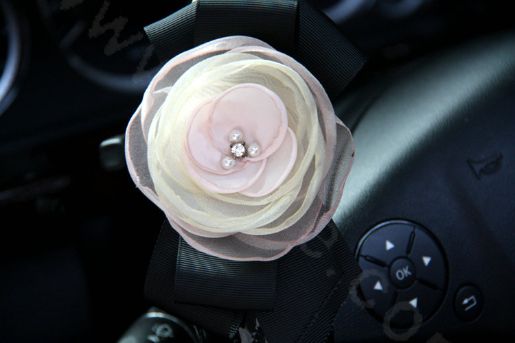 High-grade Lace Flower Patent Leather Auto Steering Wheel Covers 14 inch 36CM - Pink