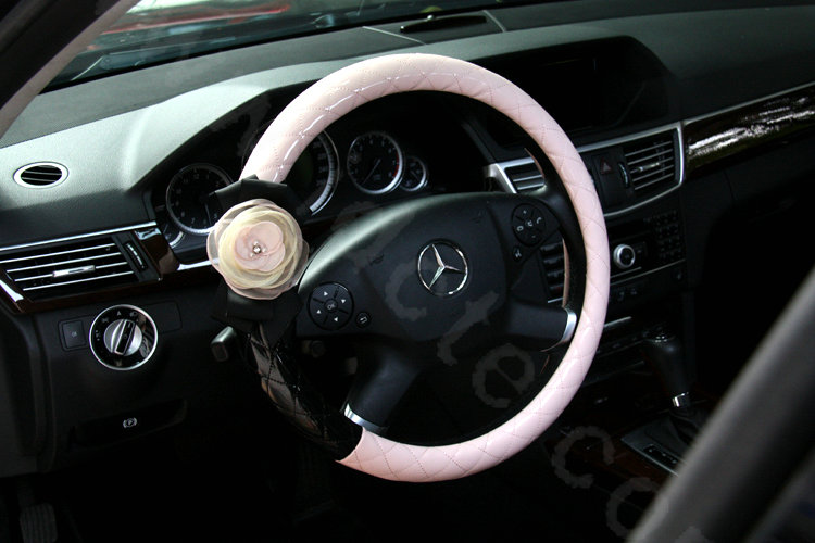 High-grade Lace Flower Patent Leather Auto Steering Wheel Covers 15 inch 38CM - Pink