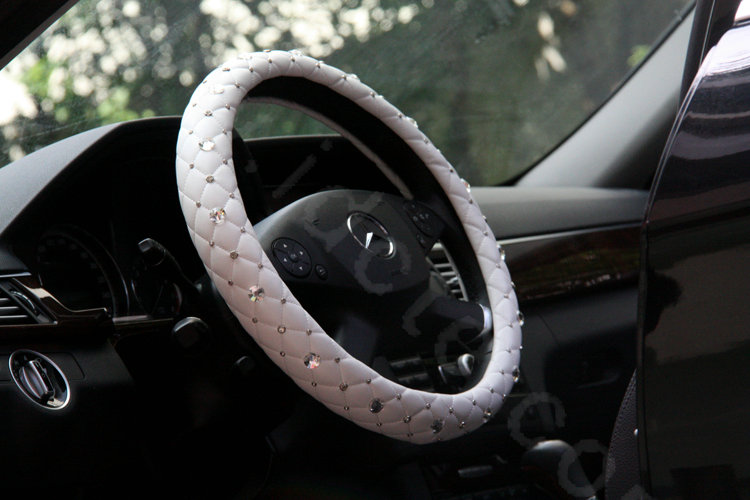 Hot sales Diamond Genuine Leather Grip Auto Steering Wheel Covers 15 inch 38CM - White