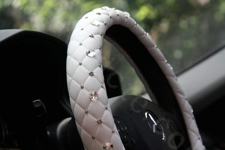 Hot sales Diamond Genuine Leather Grip Auto Steering Wheel Covers 15 inch 38CM - White