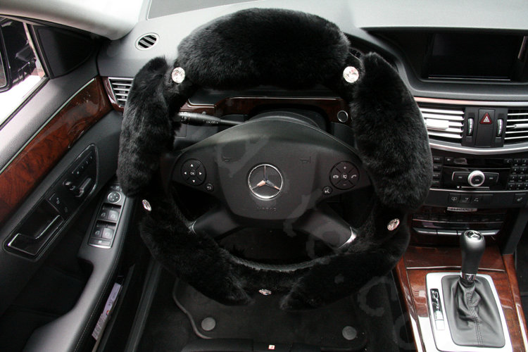 Luxury Diamond Genuine Wool With Rabbit Fur Auto Steering Wheel Covers 15 inch 38CM - Black