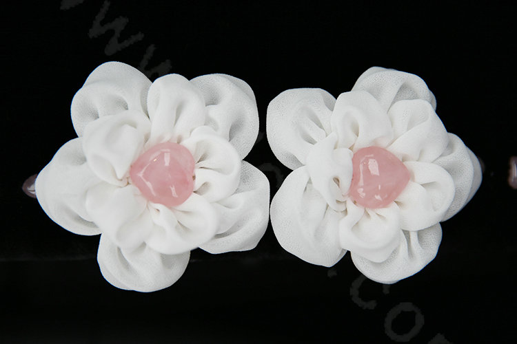 Luxury Genuine Wool Universal Car Seat Cushion Powder Crystal Rose Auto Front Pad 1pcs - Black