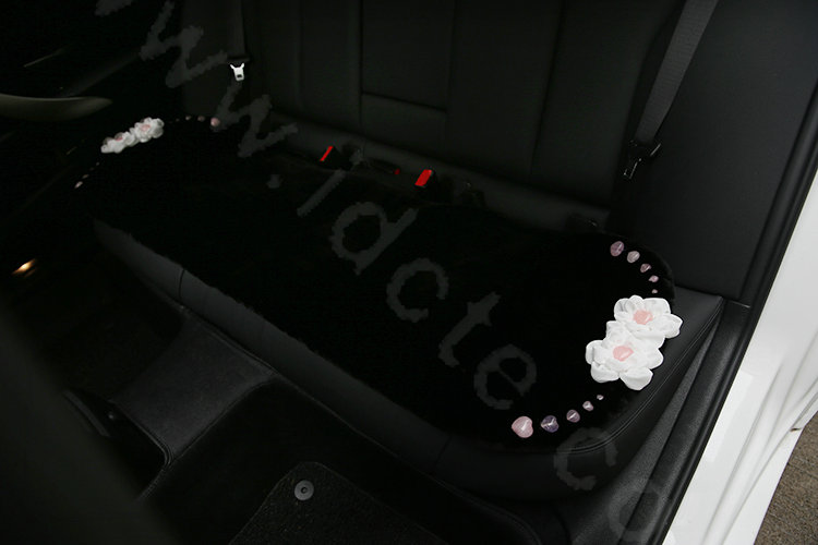 Luxury Genuine Wool Universal Car Seat Cushion Powder Crystal Rose Auto Long Pad 1pcs - Black