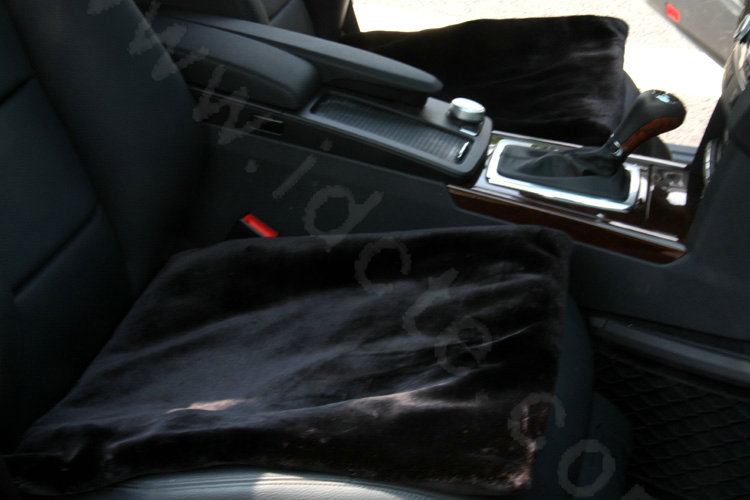 Luxury Genuine Wool Universal Car Seat Cushion Women Winter Auto Pad 1pcs - Black