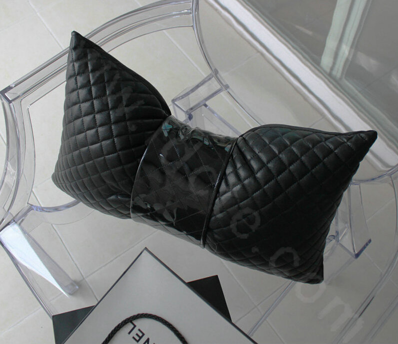 Luxury Rhombus Sheepskin Leather Car Lumbar Pillow Auto Back Support Cushion 1pcs - Black