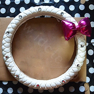 Luxury Rose Bowknot Diamond Genuine Leather Car Steering Wheel Covers 15 inch 38CM - White