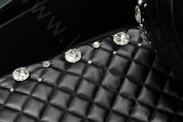 Luxury Women Rhinestone Genuine Sheepskin Auto Pad Universal Car Seat Cushion 1pcs - Black