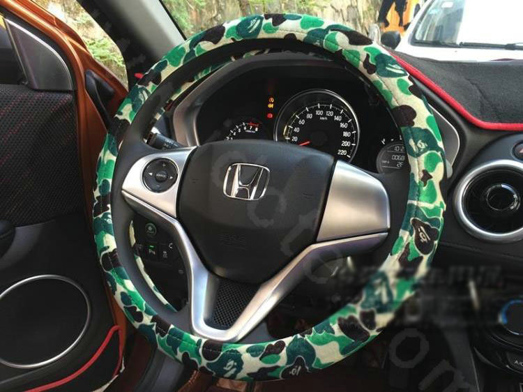 New Man Winter Plush Camo Car Steering Wheel Covers 15 inch 38CM - Green