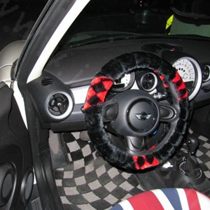 New Personalized Classic Plaid Plush Auto Steering Wheel Covers 15 inch 38CM - Black Red