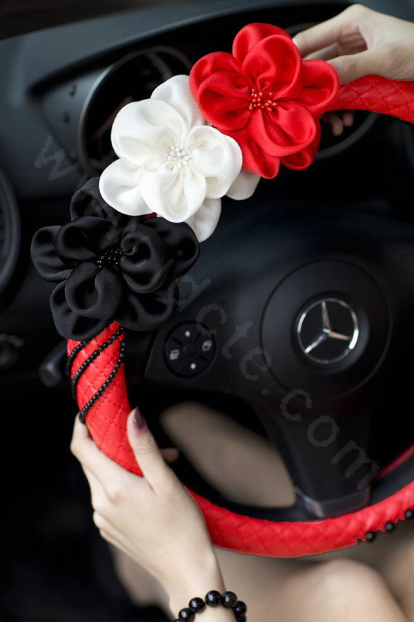 New Sexy Crystal Beads Rose Auto Steering Wheel Covers Genuine Sheepskin 15 inch 38CM - Red