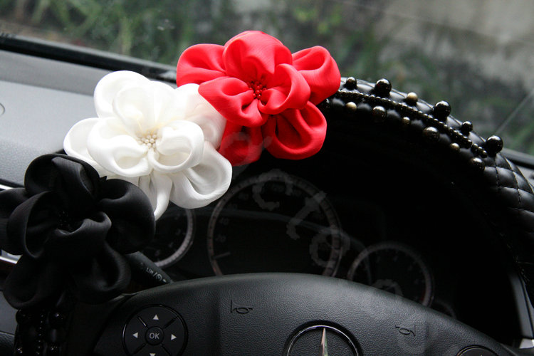 New Sexy Crystal Beads Rose Auto Steering Wheel Covers Genuine Sheepskin 16 inch 40CM - Black
