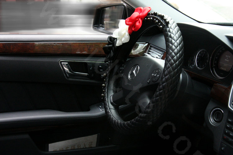New Sexy Crystal Beads Rose Auto Steering Wheel Covers Genuine Sheepskin 16 inch 40CM - Black