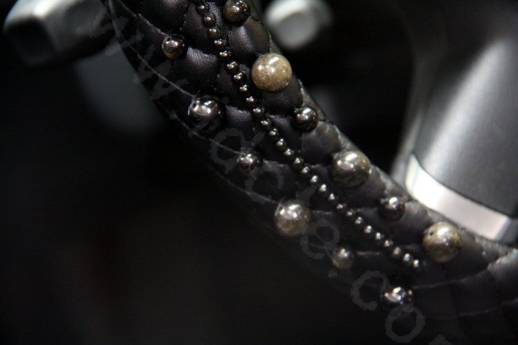 New Sexy Crystal Beads Rose Auto Steering Wheel Covers Genuine Sheepskin 16 inch 40CM - Black