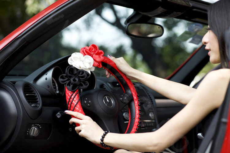 New Sexy Crystal Beads Rose Auto Steering Wheel Covers Genuine Sheepskin 16 inch 40CM - Red