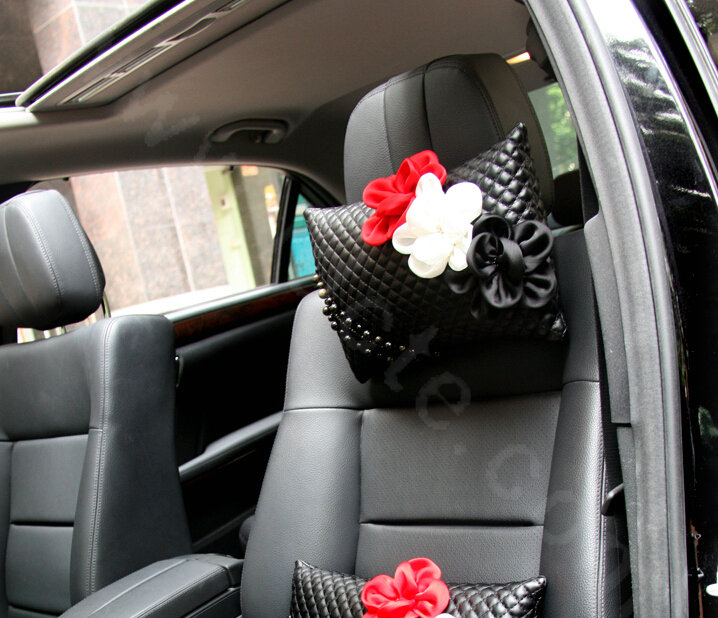 New Sexy Crystal Beads Rose Car Headrest Neck Safety Pillow Genuine Sheepskin 1pcs - Black