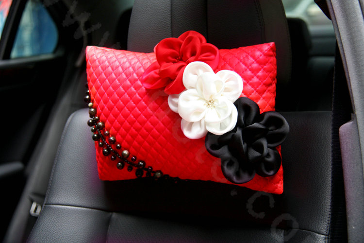 New Sexy Crystal Beads Rose Car Headrest Neck Safety Pillow Genuine Sheepskin 1pcs - Red