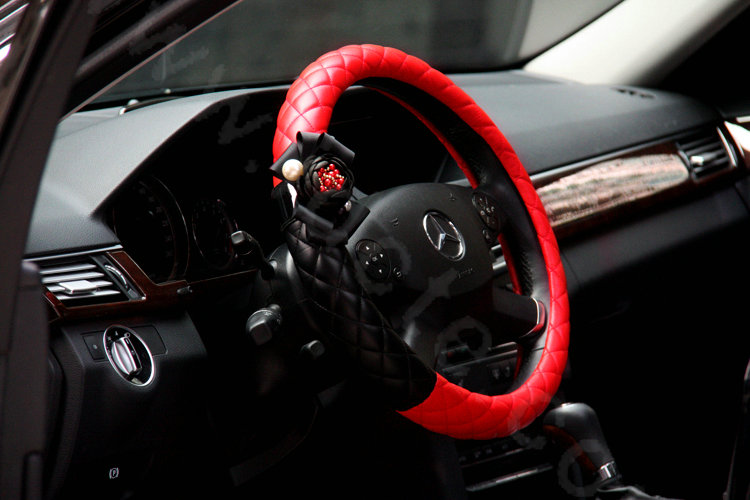 Newest Luxury Pearl Flower Car Steering Wheel Covers Genuine Sheepskin 14 inch 36CM - Red