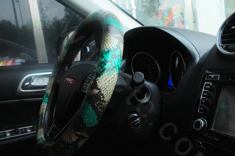 Personality Pattern Snake Print PU Leather Car Steering Wheel Covers 15 inch 38CM - Green