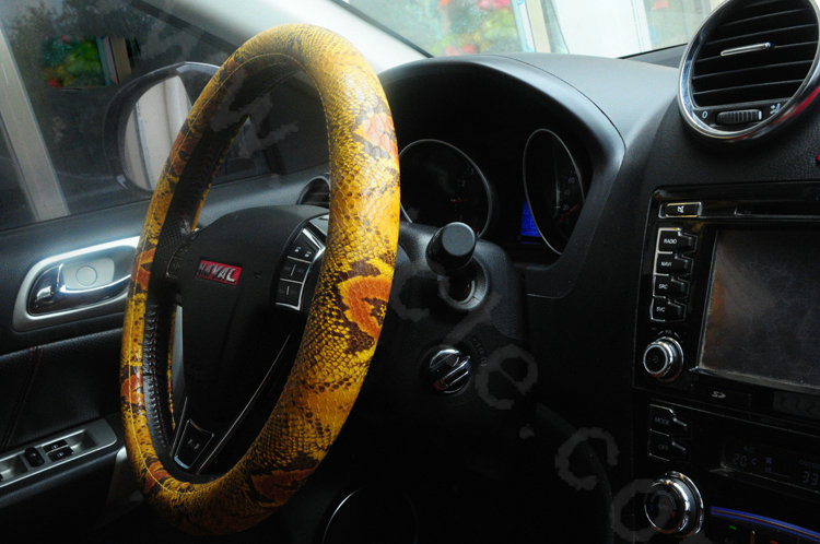 Personality Pattern Snake Print PU Leather Car Steering Wheel Covers 15 inch 38CM - Yellow