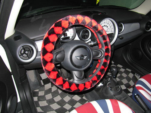 Personalized Classic Plaid Plush Car Steering Wheel Covers 15 inch 38CM - Black Red