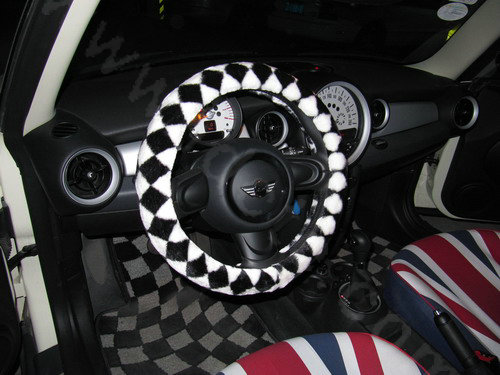 Personalized Classic Plaid Plush Car Steering Wheel Covers 15 inch 38CM - Black White