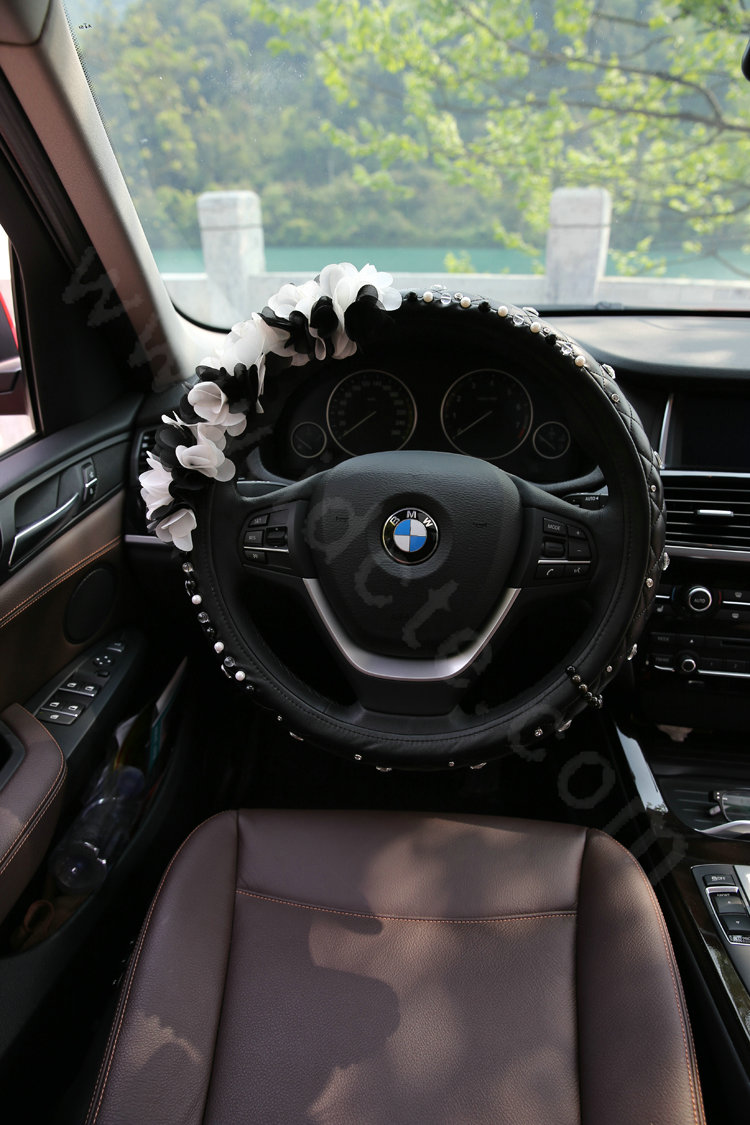 Popular Lace Flower Crystal Car Steering Wheel Covers Genuine Sheepskin 14 inch 36CM - Black